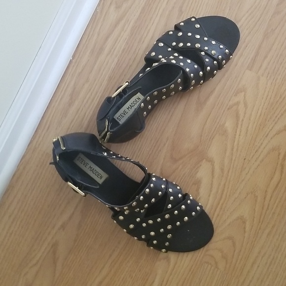 Gladiator sandals by Steve Madden - Picture 3 of 8